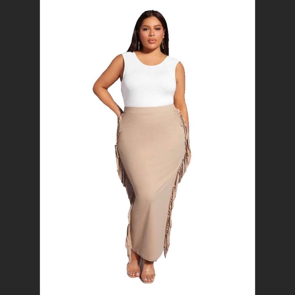 SHEIN SXY Plus Fringe Trim Pencil Skirt